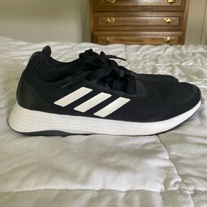 NWOT Women’s Adidas Size 9